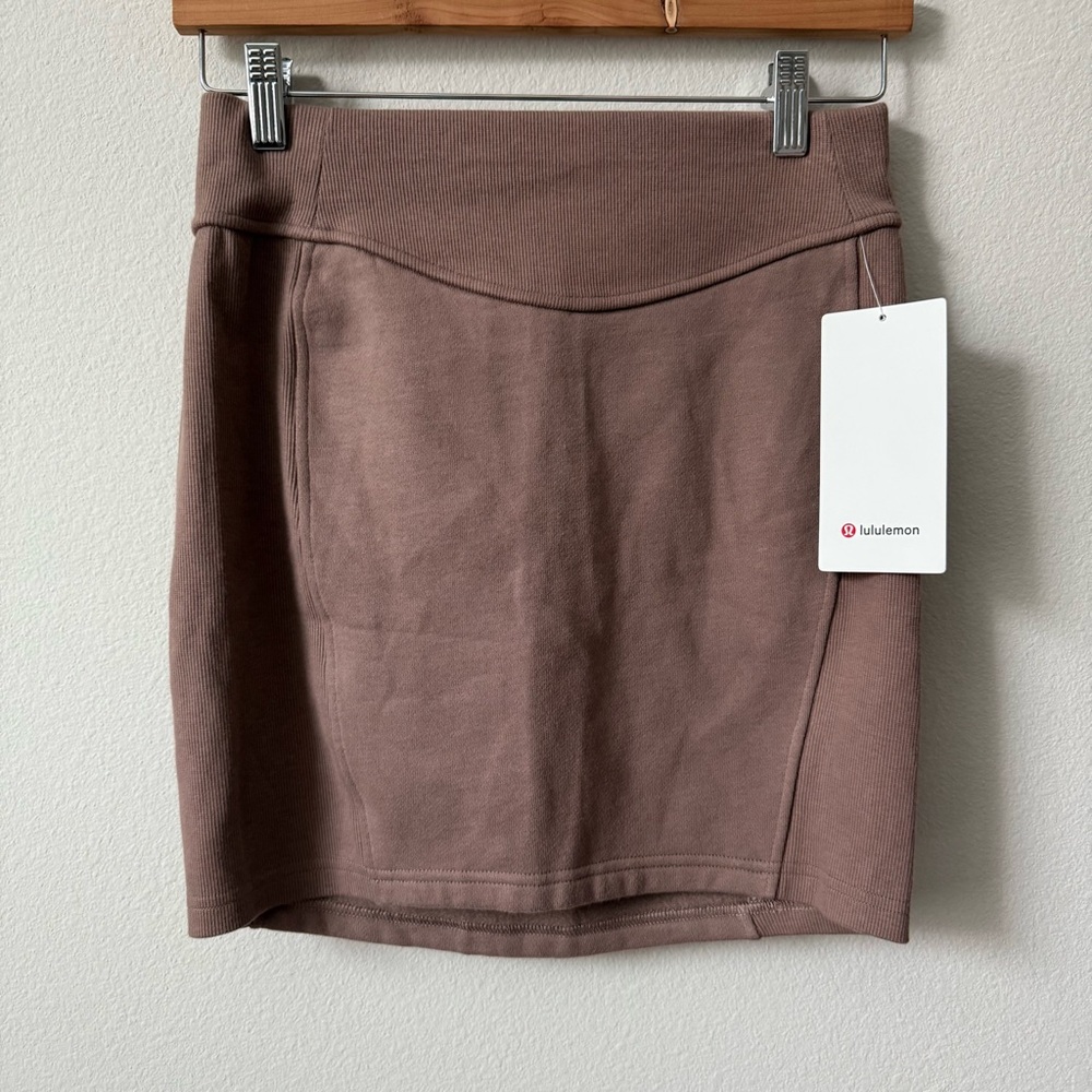 NWT Lululemon Scuba HR Mini Skirt Taupetastic